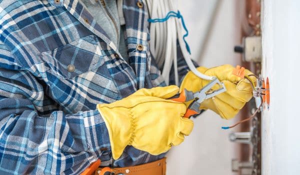 How to Choose a Qualified Electrician